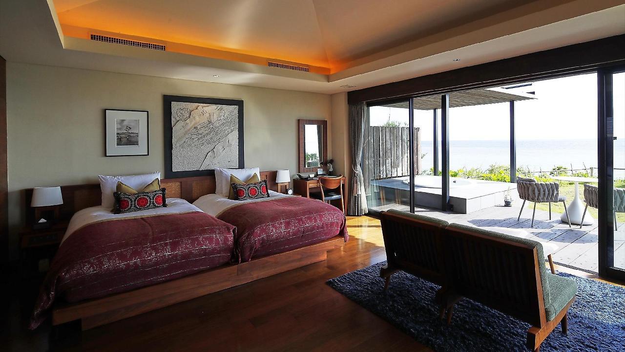 The Hiramatsu Hotels & Resorts Ginoza Okinawa Extérieur photo