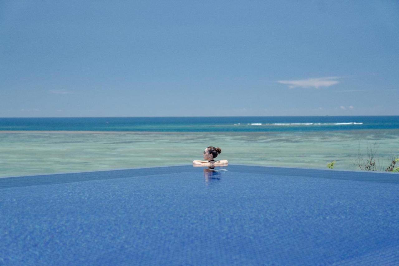 The Hiramatsu Hotels & Resorts Ginoza Okinawa Extérieur photo