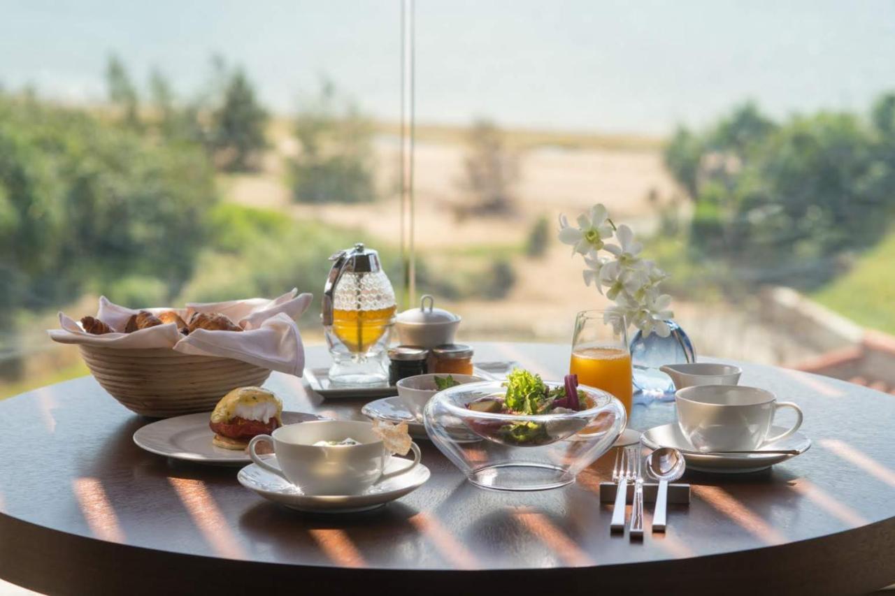 The Hiramatsu Hotels & Resorts Ginoza Okinawa Extérieur photo